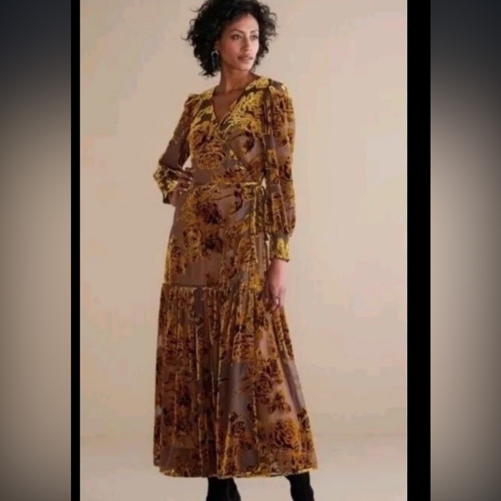 Soft Surroundings Brown and Yellow Floral Long Sleeve Dress